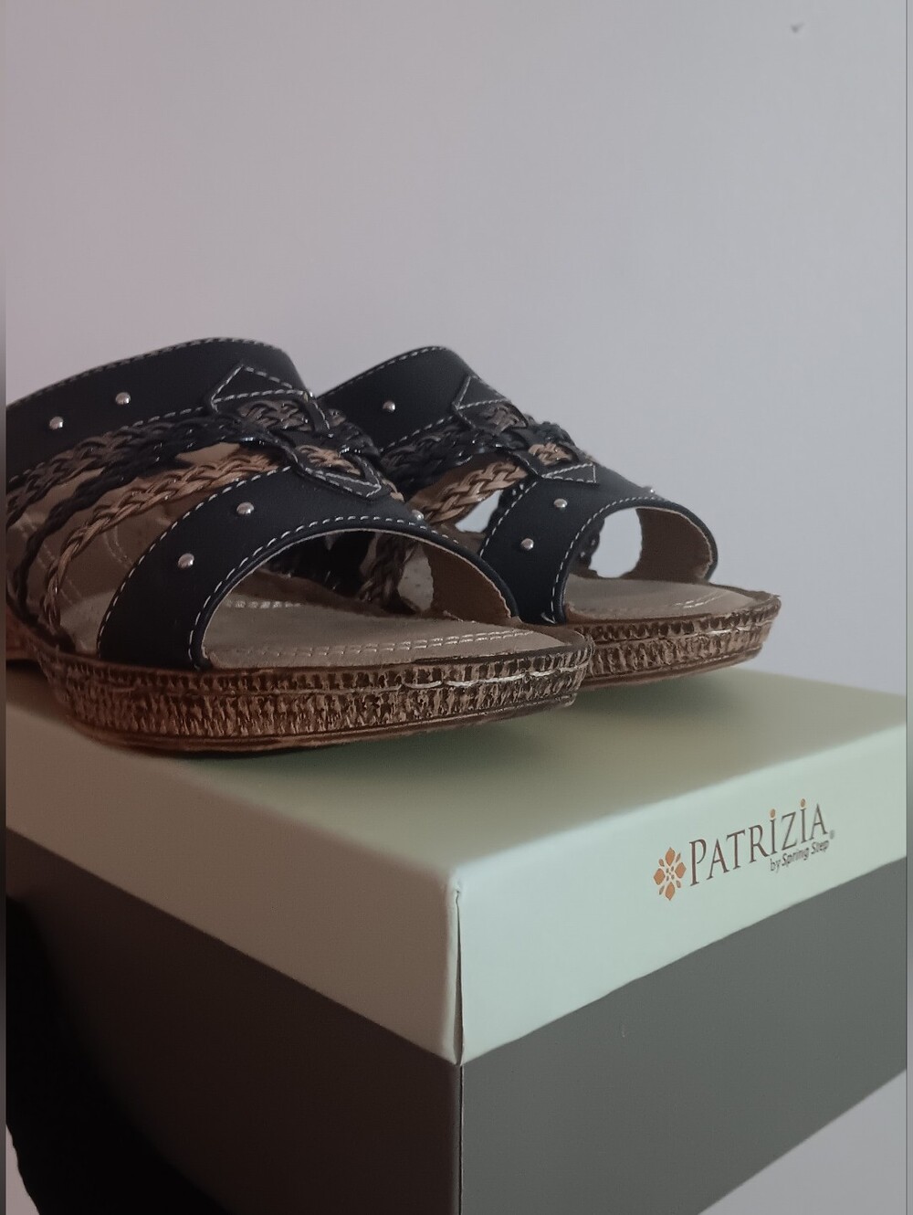 Wedge Sandals - Size 10 - Picture 2 of 10